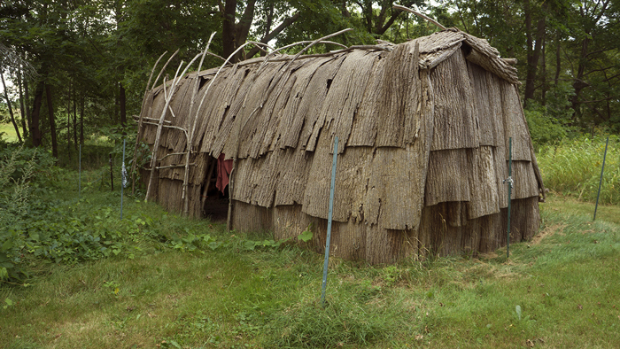 On Pentucket/Pawtucket and Agawam homelands. A traditional wetu, constructed for educational purposes. Ipswich, 2017.