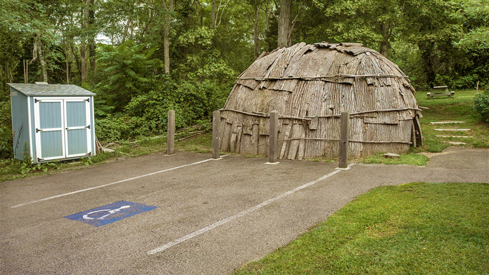 On Wampanoag homelands. A traditional wetu on the grounds of the Mashpee Wampanoag Indian Museum. Mashpee, 2019.