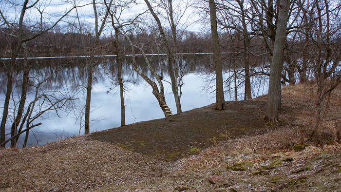 On Nipmuc and Pocumtuck homelands. Connecticut/Kwinitekw River. Hatfield/Capawonk, 2020.