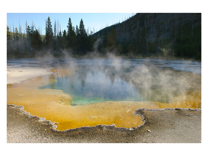 Emerald Pool, Black Sand Basin, Upper Geyser Basin (2008).