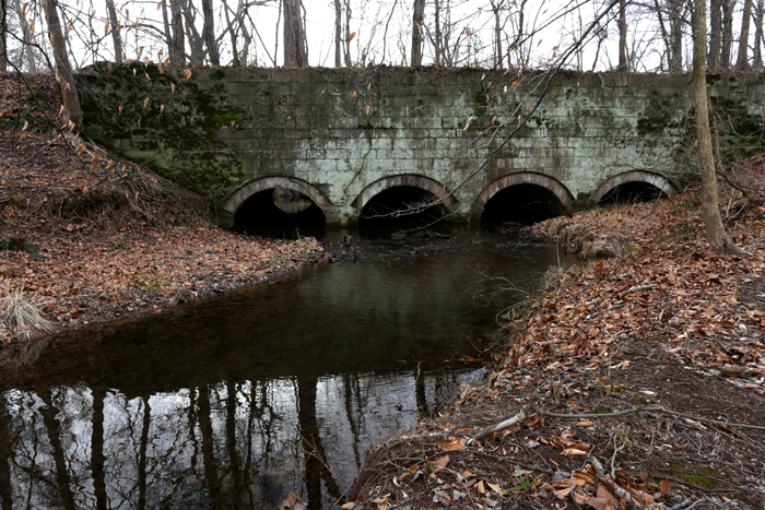 Snyder’s Aqueduct over Cold Spring Creek, Unionville, 2017.