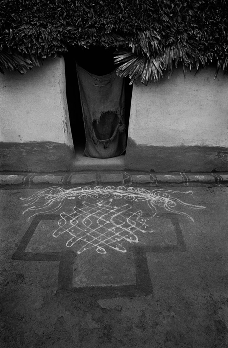 Creator’s Knot, a village street near Mysore, Karnataka, 1977.