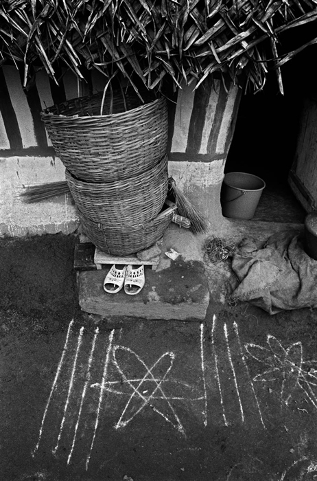 Shoes and a diagram, Madurai, Tamil Nadu, 1986.
