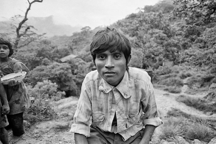 Jesús Cartagena recounts details of a massacre allegedly committed days before by a U.S.-trained battalion of the Salvadoran army in rebel-held Chalatenango Department, El Salvador, September 1984.